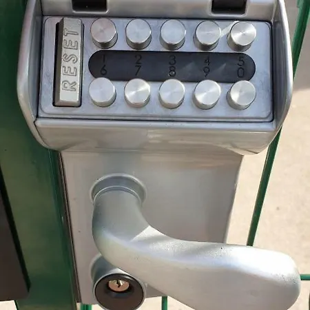 Les Du *